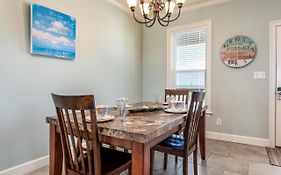 Southern Breeze - Gulf Front! Pet Friendly! Bring The Whole Family For Fun In The Sun! Home